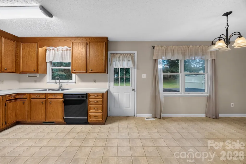 156 Doe Trail Lane Statesville NC 28625