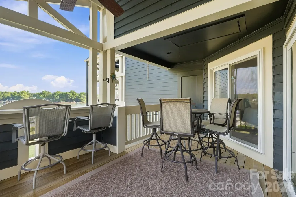 2135 Regatta Lane Denver NC 28037