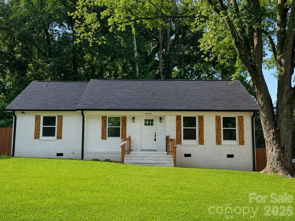 6908 Ludwig Drive Charlotte NC 28215