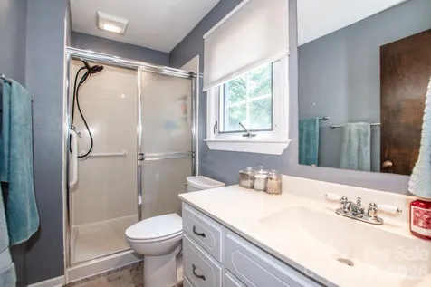 734 Willow Lane Harrisburg NC 28075