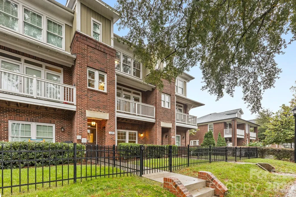 129 Grandin Road Charlotte NC 28208