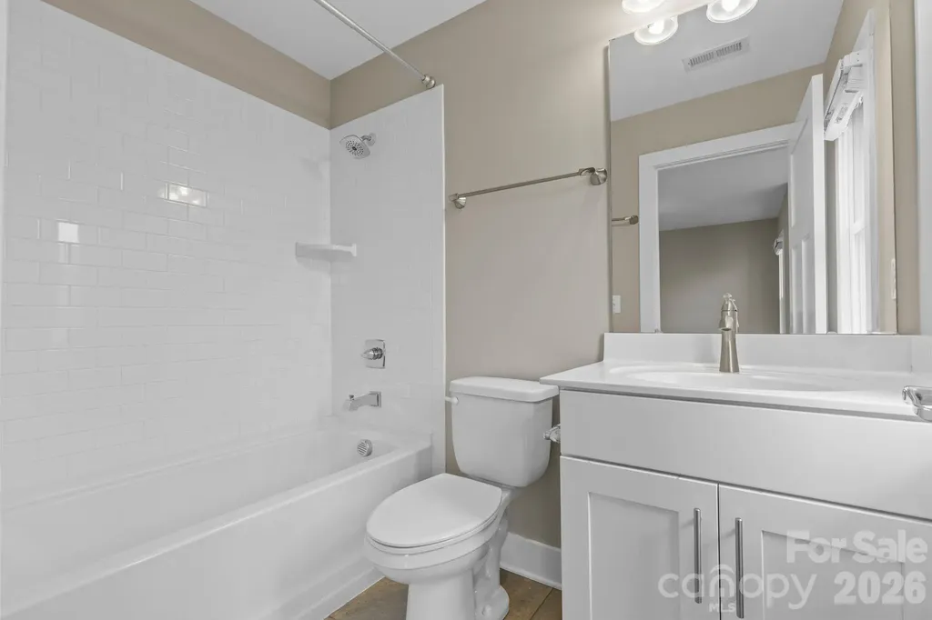 129 Grandin Road Charlotte NC 28208