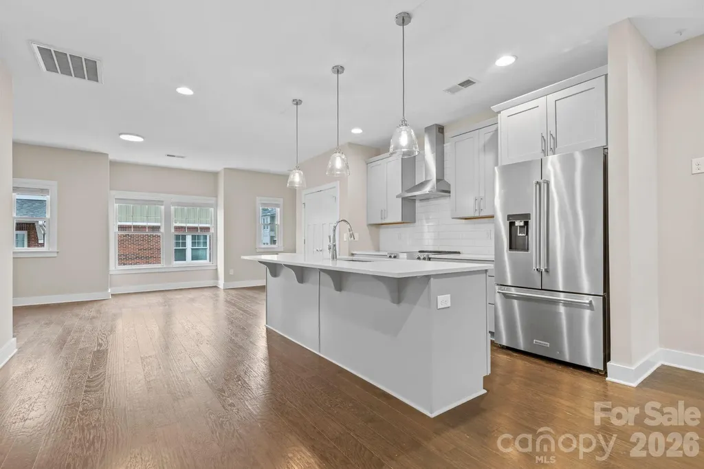 129 Grandin Road Charlotte NC 28208
