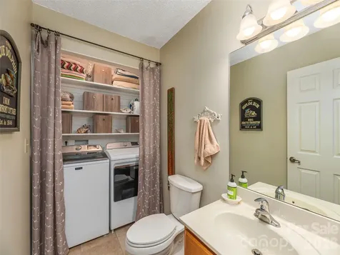 323 Hawks Crest Drive Waynesville NC 28786