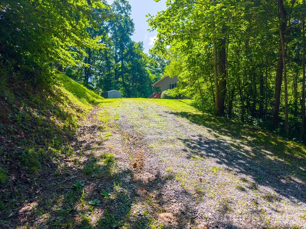 2916 Blanton Branch Road Sylva NC 28779