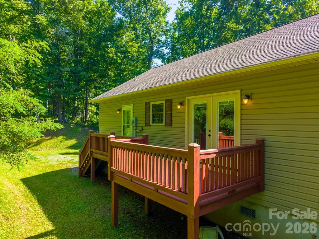 2916 Blanton Branch Road Sylva NC 28779