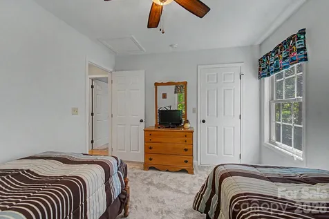 2916 Blanton Branch Road Sylva NC 28779