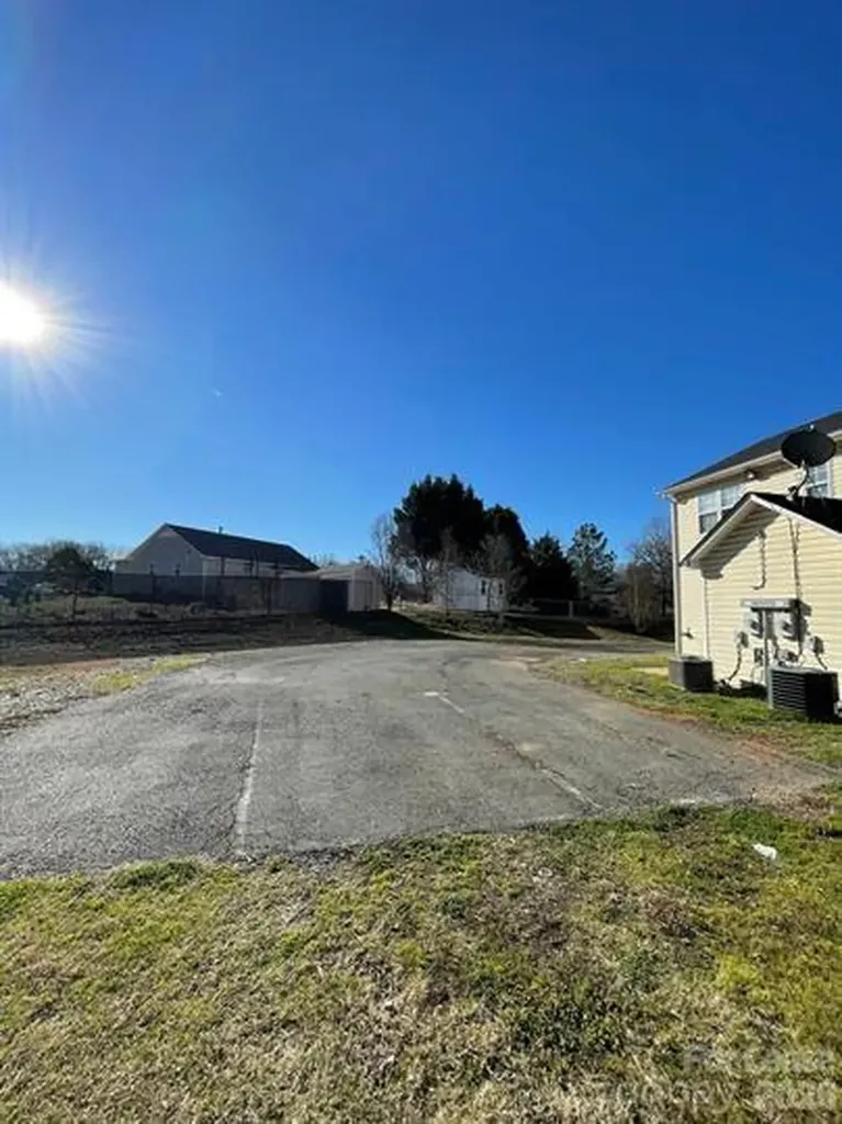610 Piper Court Wingate NC 28174