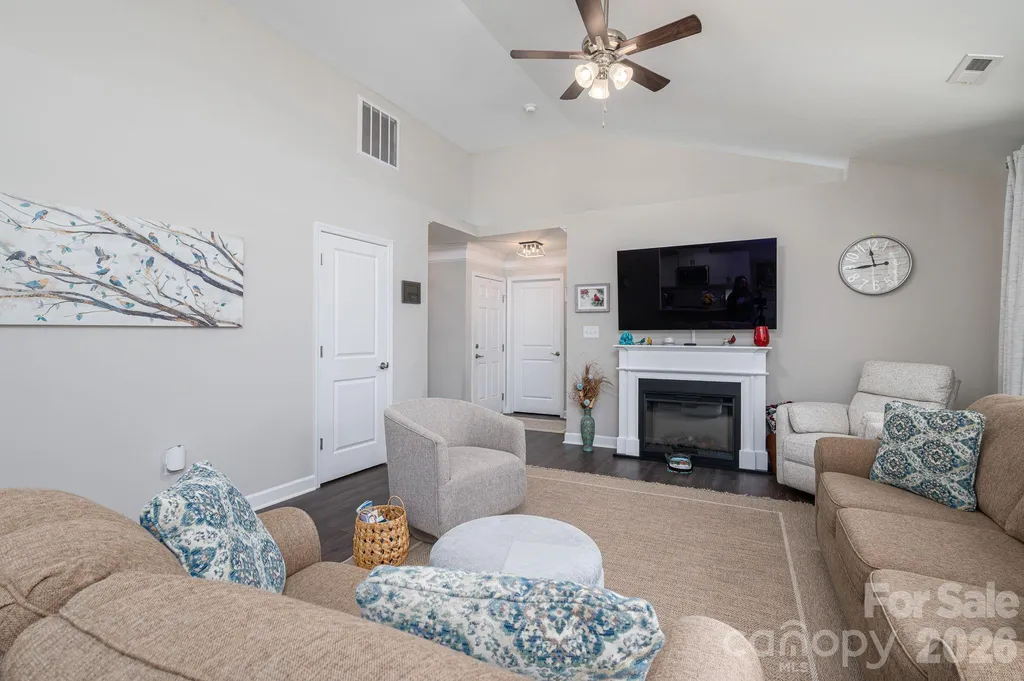 4164 S Olivers Cross Road Newton NC 28658
