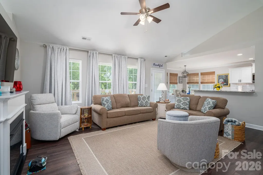 4164 S Olivers Cross Road Newton NC 28658