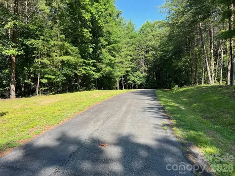 49 Trillium Trail Nebo NC 28761