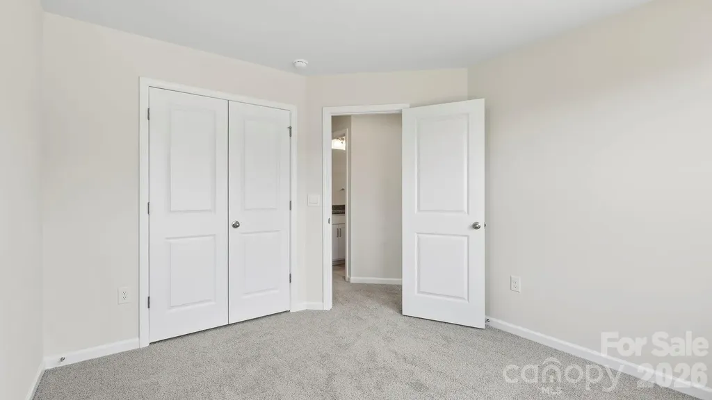 403 Creekview Road Hendersonville NC 28792