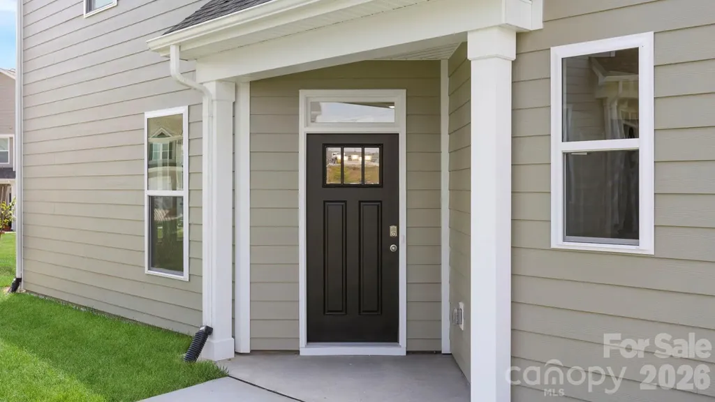 403 Creekview Road Hendersonville NC 28792