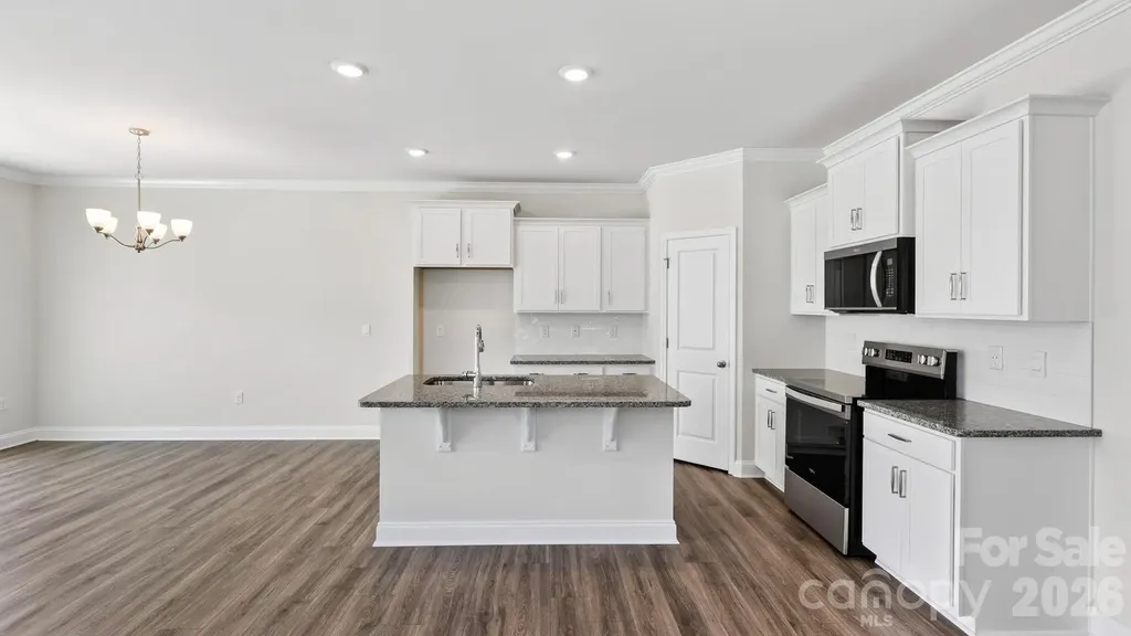 403 Creekview Road Hendersonville NC 28792