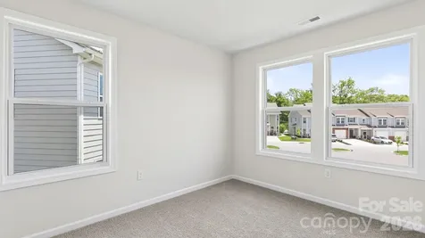 403 Creekview Road Hendersonville NC 28792