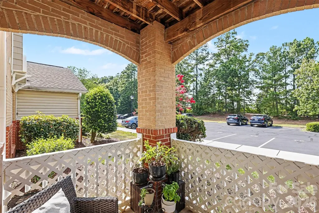 11855 Ridgeway Park Drive Charlotte NC 28277