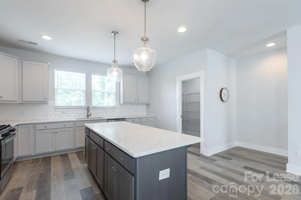 2245 Electric Lane Charlotte NC 28205