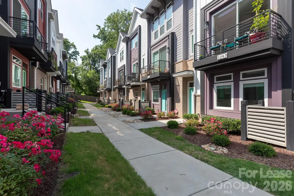 2245 Electric Lane Charlotte NC 28205