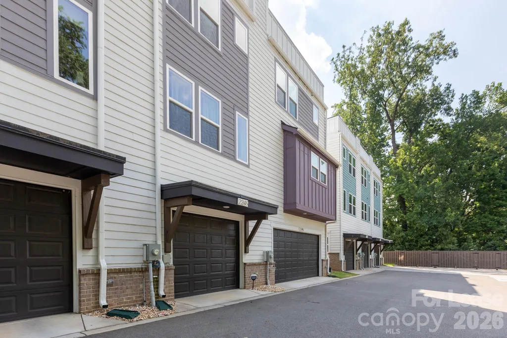 2245 Electric Lane Charlotte NC 28205