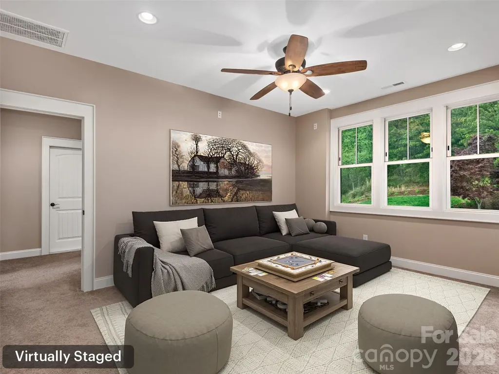 91 Watershed Way Horse Shoe NC 28742
