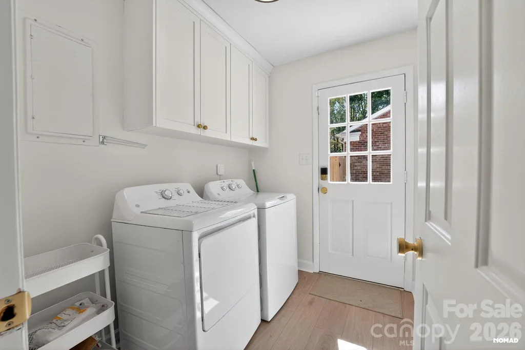 7107 Valley Haven Drive Charlotte NC 28211