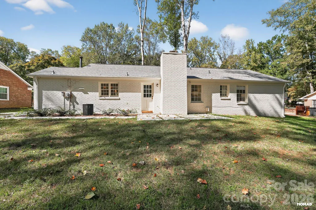7107 Valley Haven Drive Charlotte NC 28211
