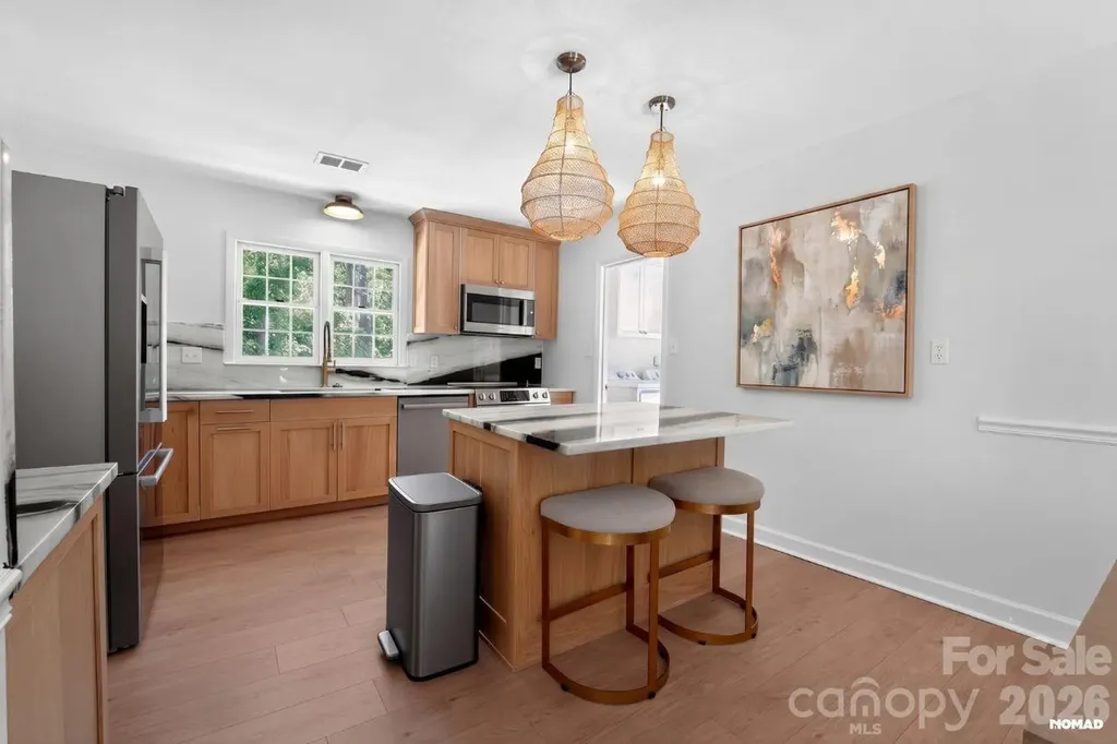 7107 Valley Haven Drive Charlotte NC 28211