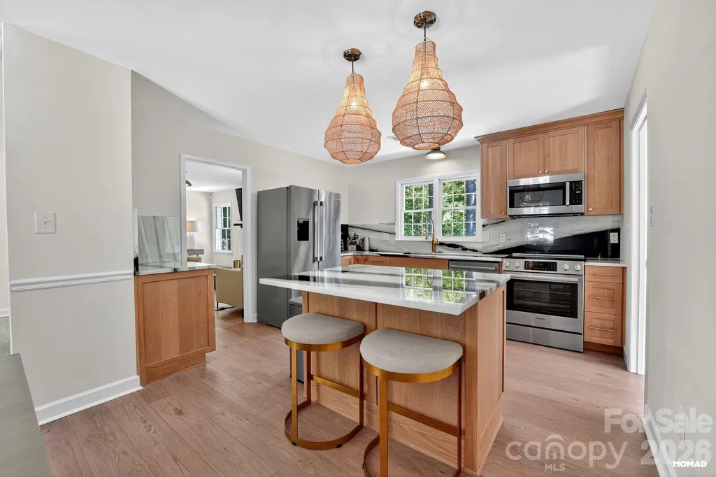 7107 Valley Haven Drive Charlotte NC 28211