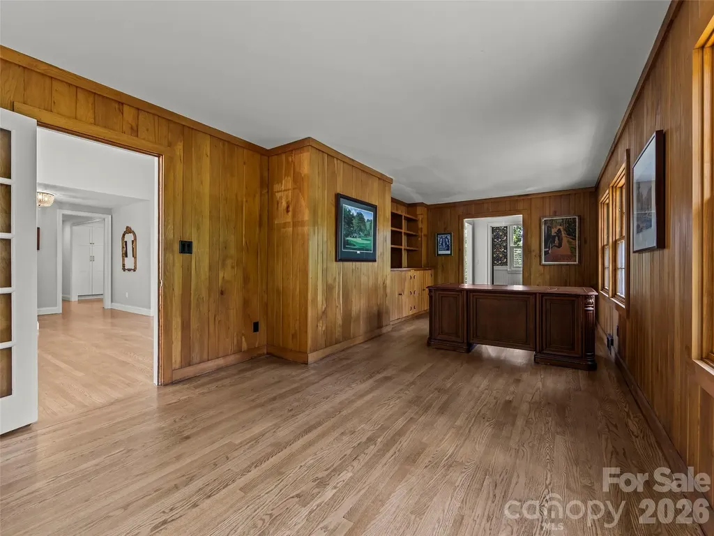 30 White Oak Road Asheville NC 28803