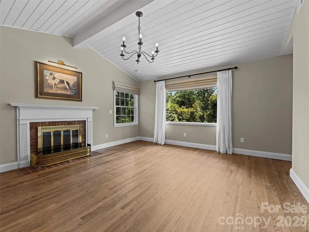 30 White Oak Road Asheville NC 28803