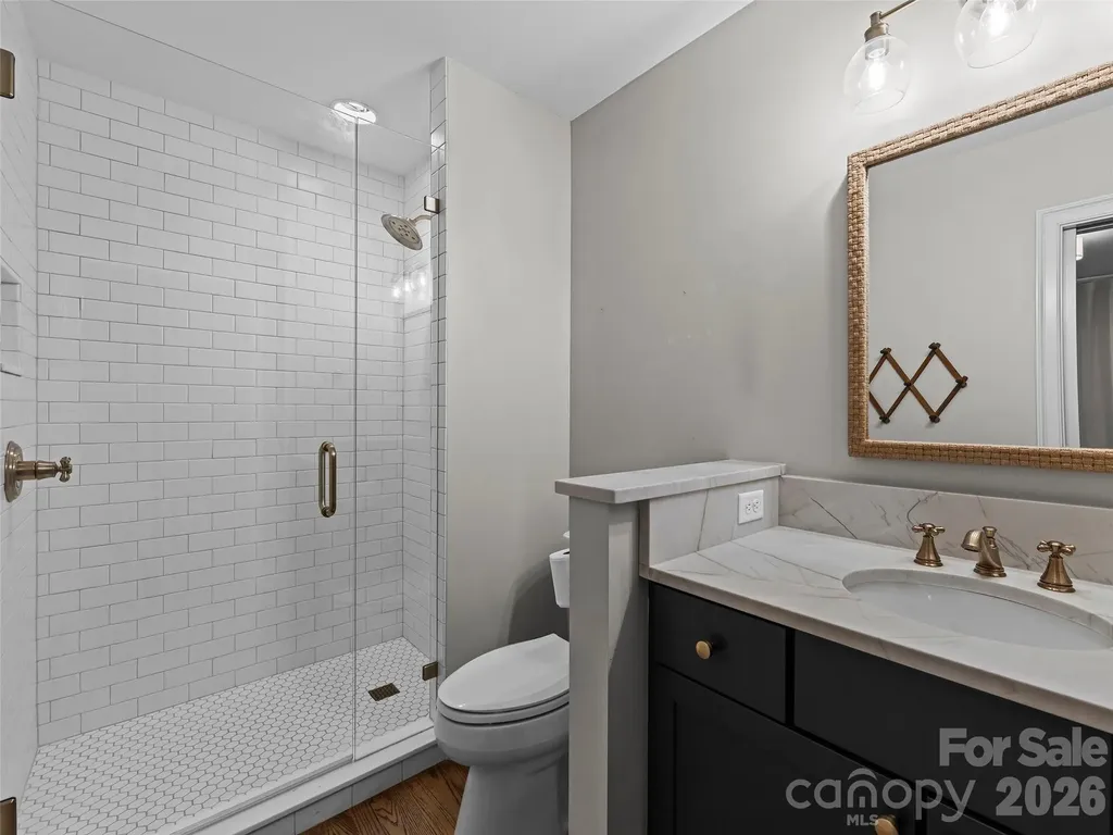 30 White Oak Road Asheville NC 28803
