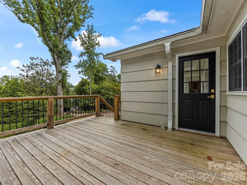 30 White Oak Road Asheville NC 28803