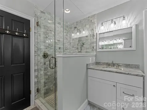30 White Oak Road Asheville NC 28803