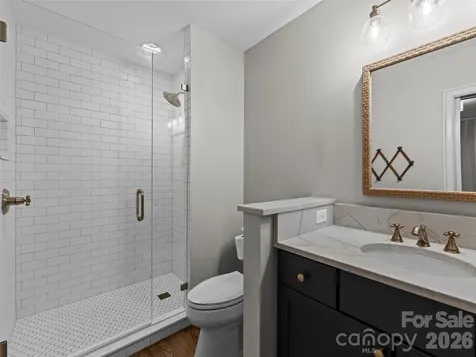 30 White Oak Road Asheville NC 28803