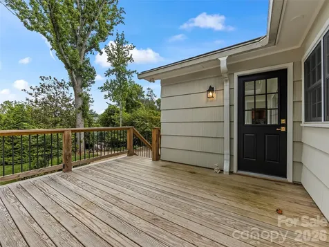 30 White Oak Road Asheville NC 28803