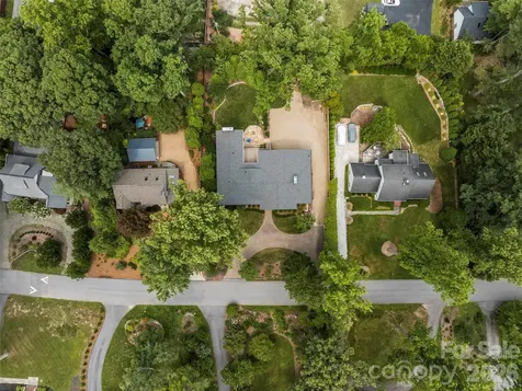 30 White Oak Road Asheville NC 28803
