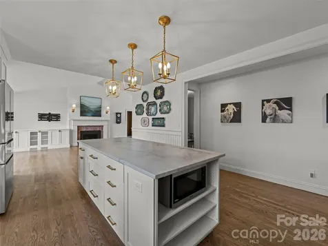 30 White Oak Road Asheville NC 28803