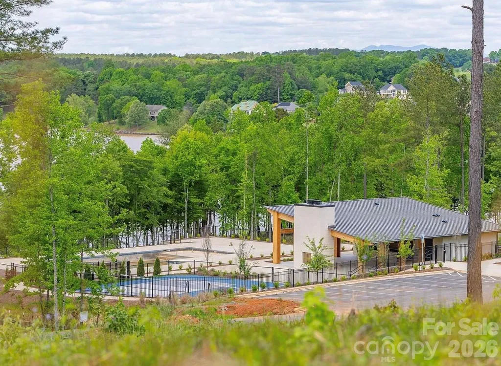 2250 Windom Peak Summit Connelly Springs NC 28612