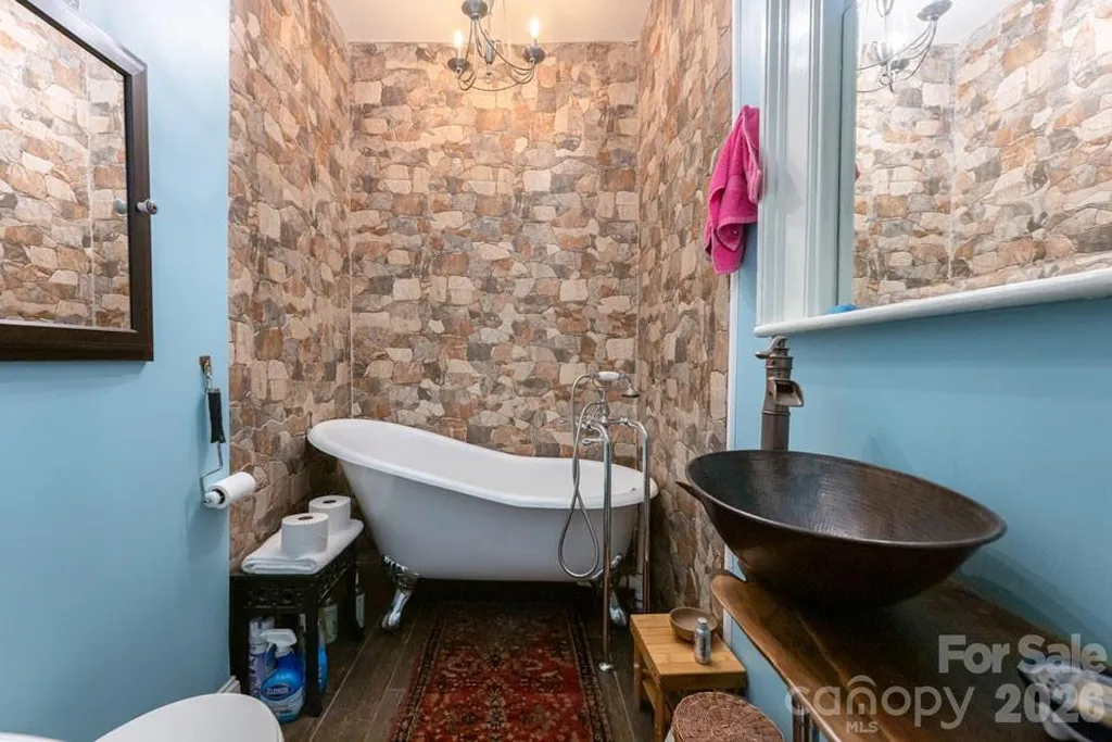 25 Mineral Springs Road Asheville NC 28805