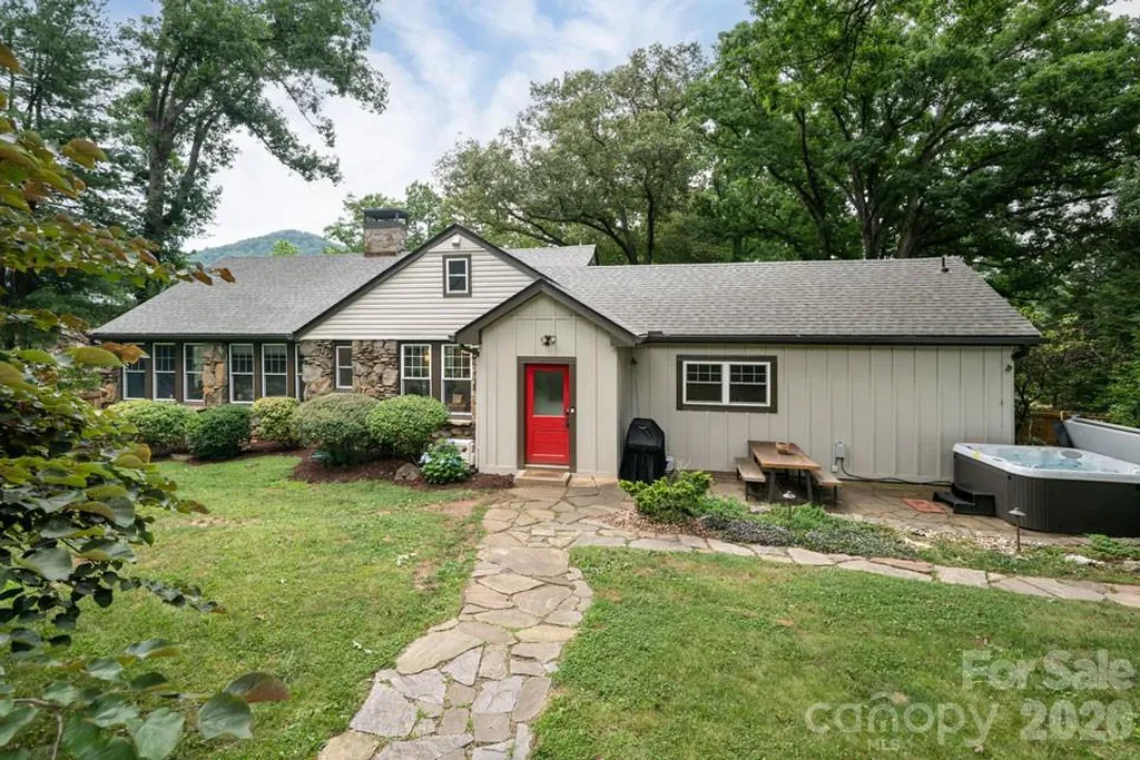 25 Mineral Springs Road Asheville NC 28805