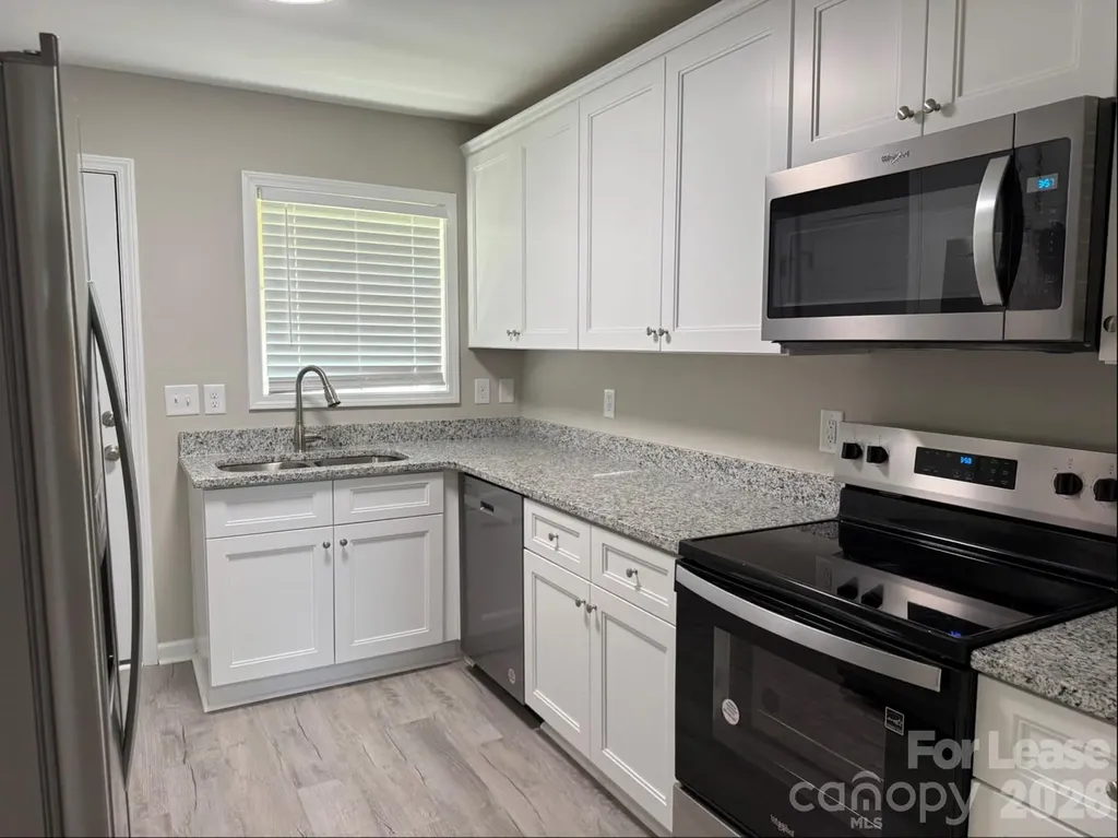 1733 River Road Lincolnton NC 28092