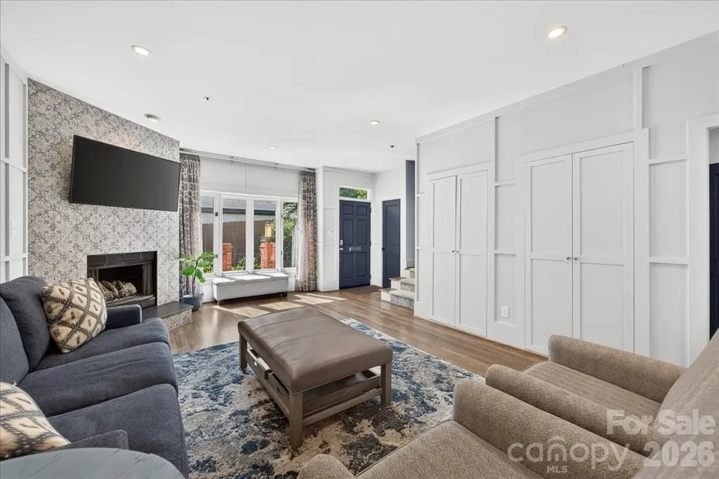 201 Hillside Avenue Charlotte NC 28209