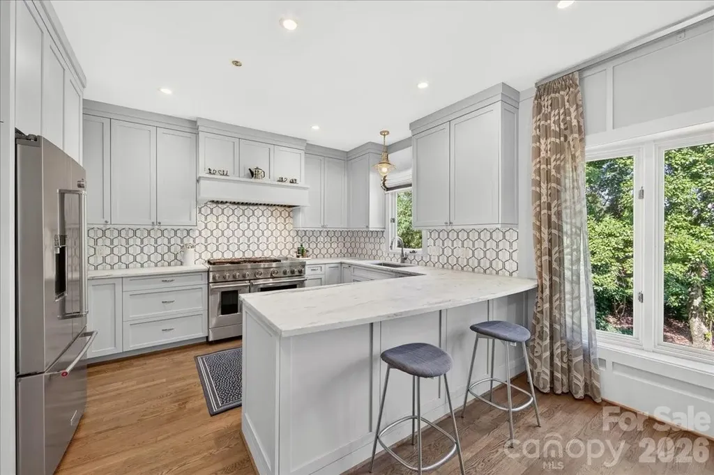 201 Hillside Avenue Charlotte NC 28209