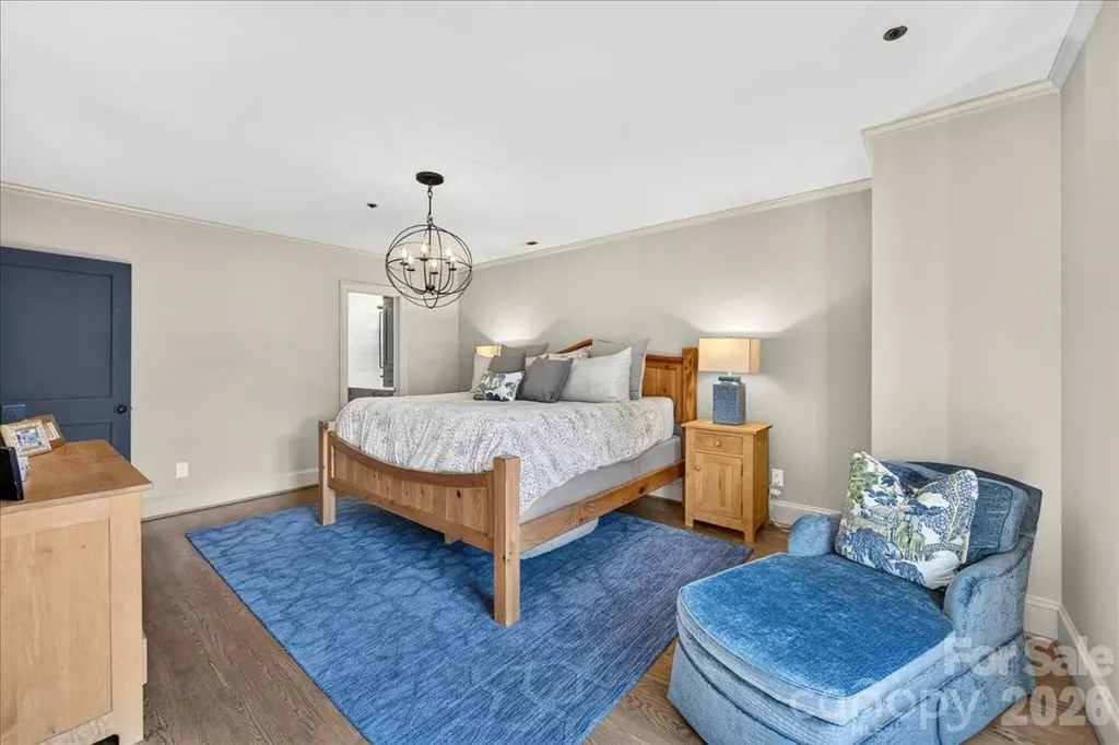 201 Hillside Avenue Charlotte NC 28209
