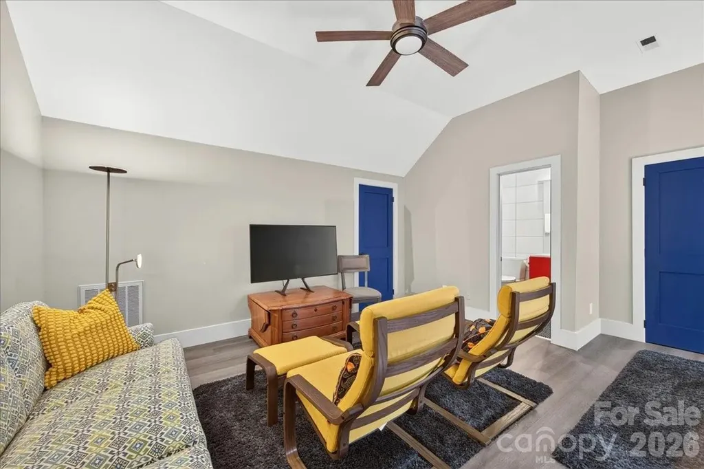 201 Hillside Avenue Charlotte NC 28209