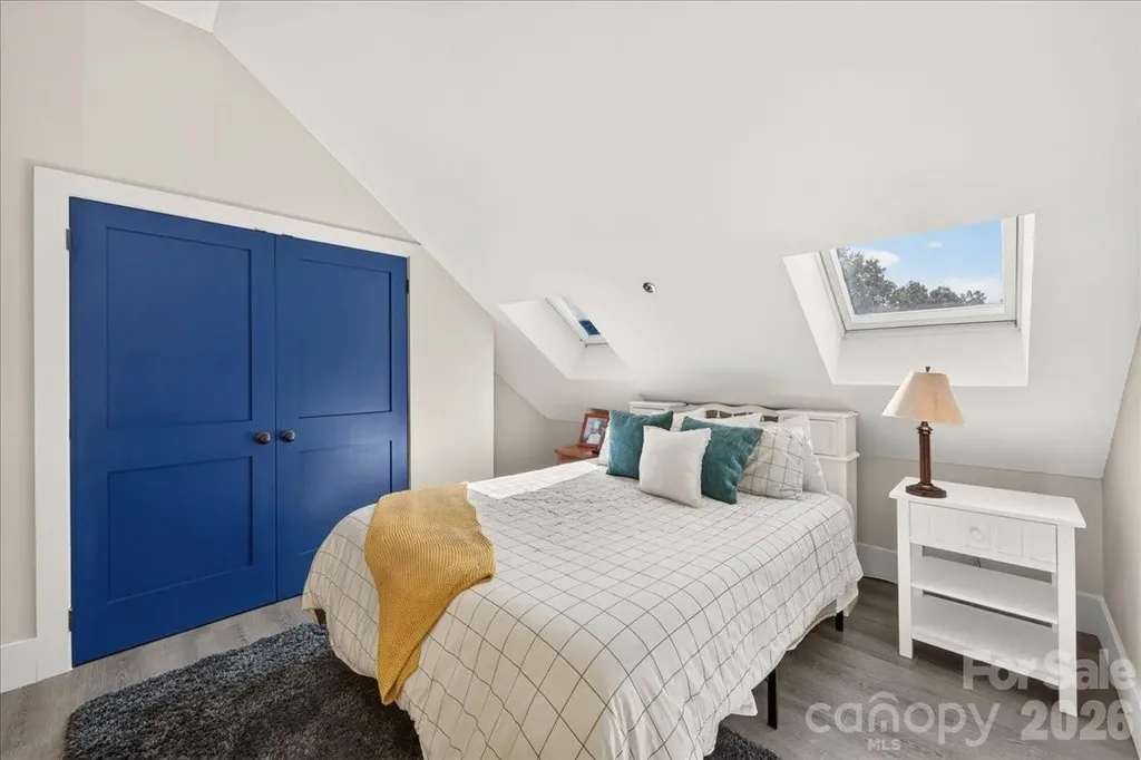 201 Hillside Avenue Charlotte NC 28209
