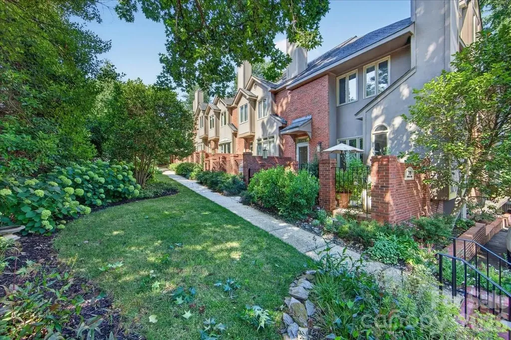 201 Hillside Avenue Charlotte NC 28209