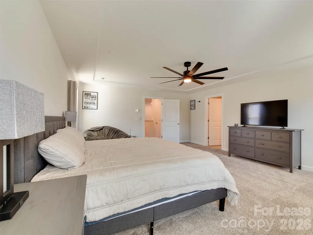 4009 Woodland View Drive Charlotte NC 28215