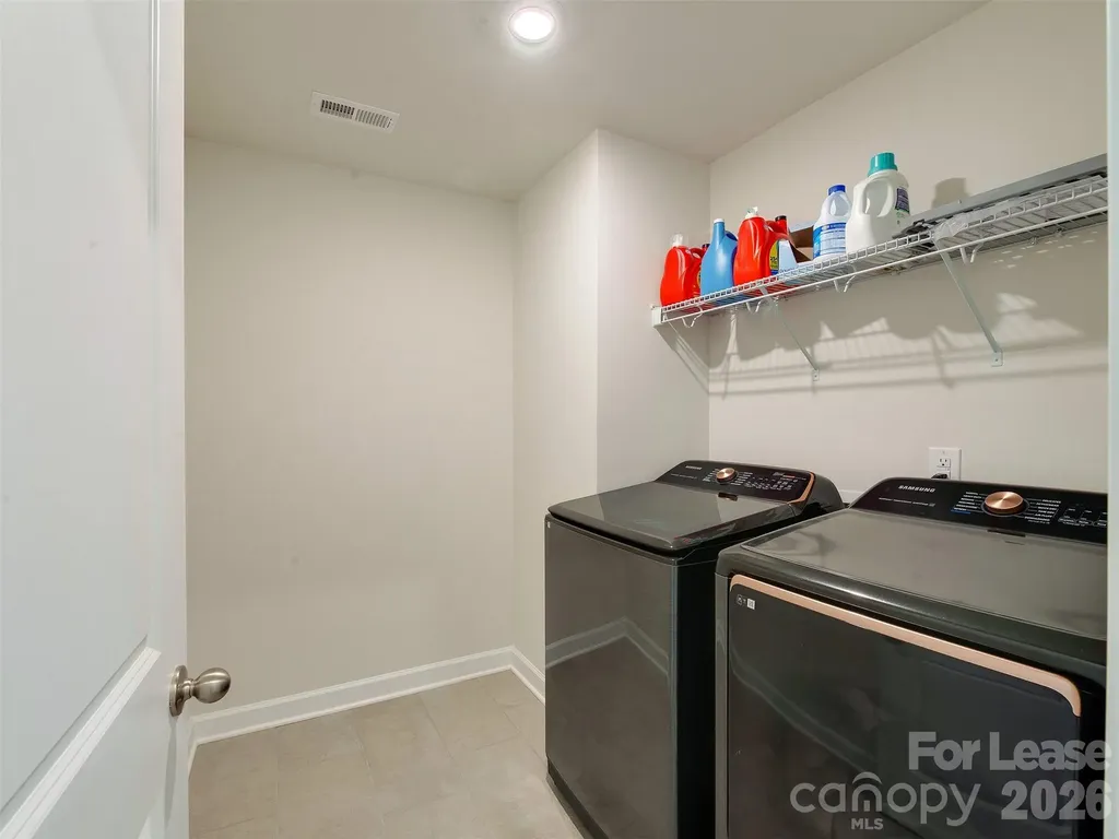 4009 Woodland View Drive Charlotte NC 28215