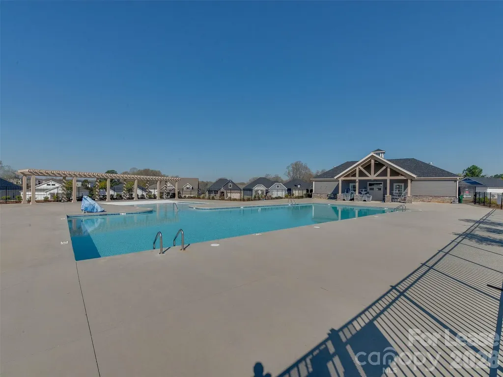 4009 Woodland View Drive Charlotte NC 28215
